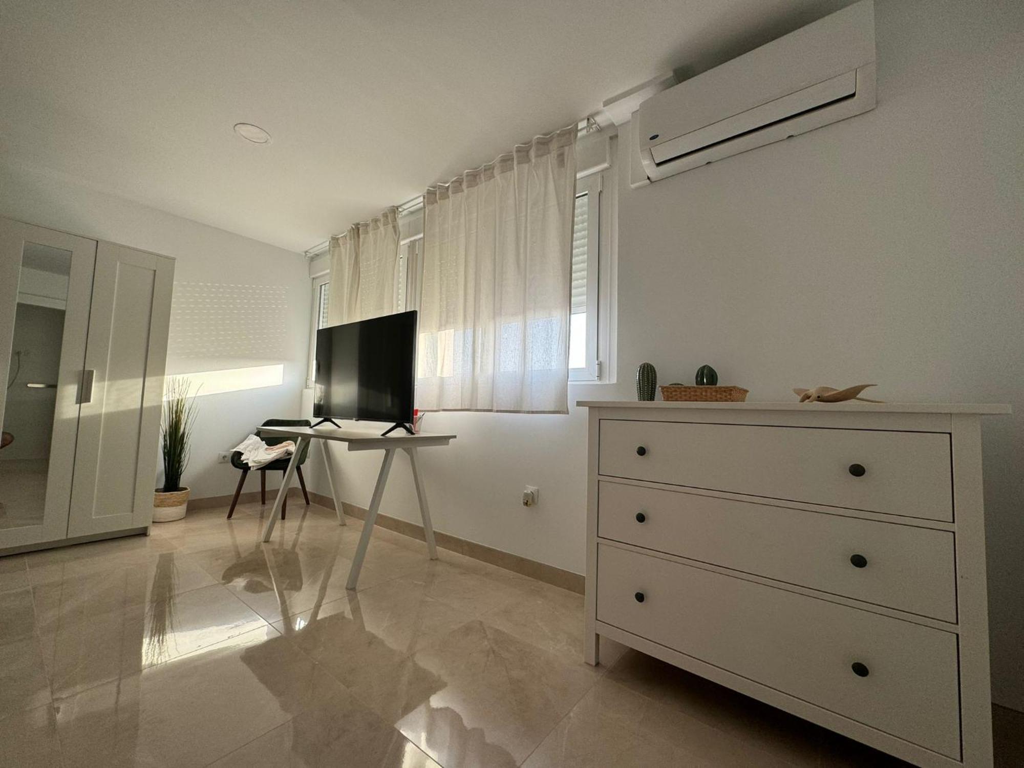 Tokyo Rooms Monsul Habitacion Premium Con Bano Privado Almería Exteriér fotografie